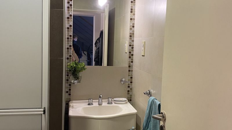 Fotografía de VENTA CASA 3 DOR, COCHERA PATIO CON PISCINA,LAPRIDA 3600