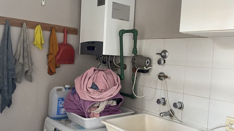 Fotografía de VENTA CASA 3 DOR, COCHERA PATIO CON PISCINA,LAPRIDA 3600