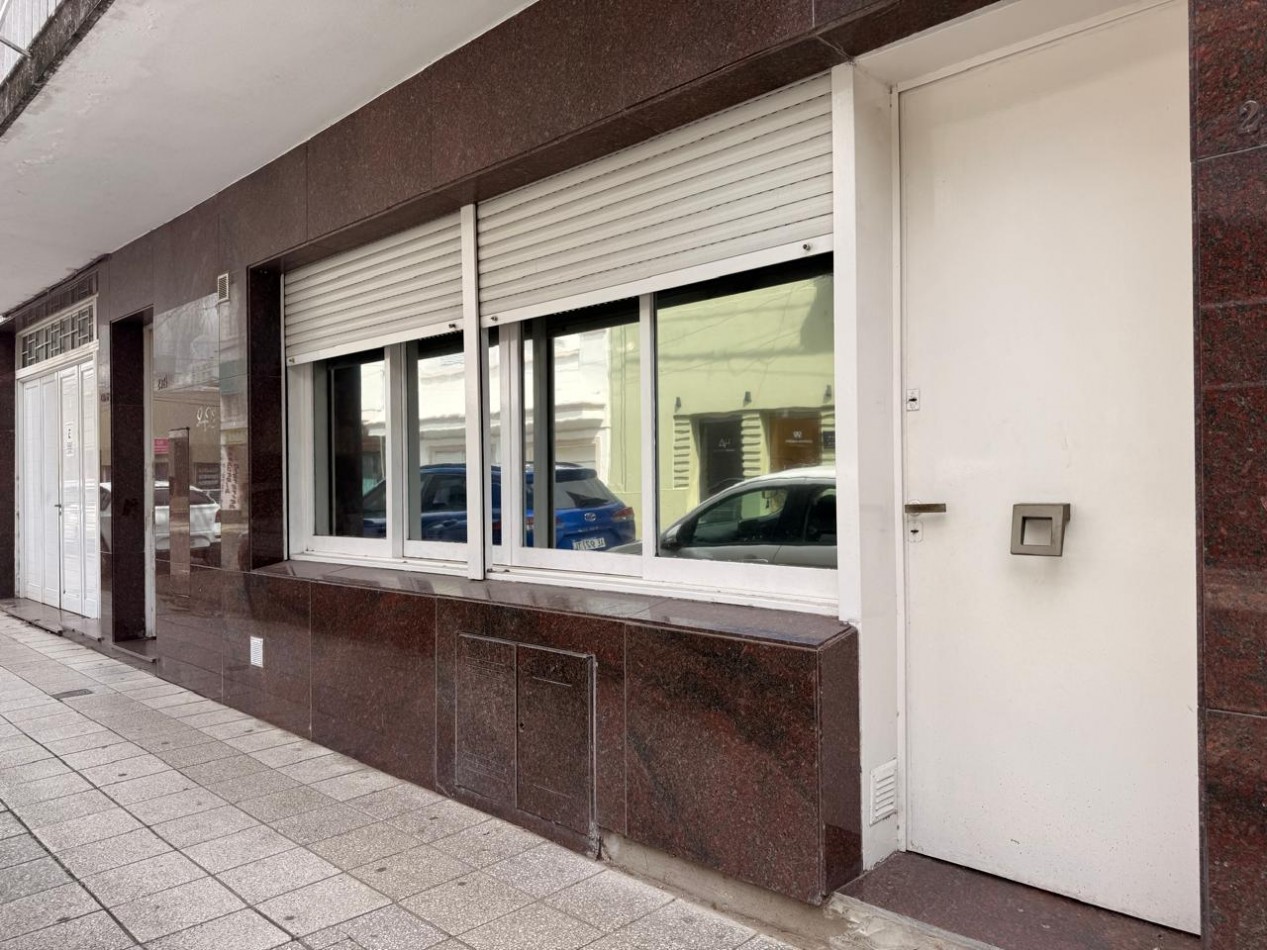 VENTA !!!EXCELENTE PLANTA BAJA 