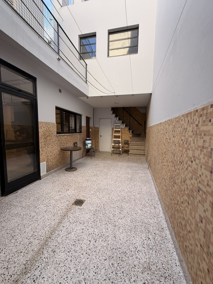 SUIPACHA 2600- AMPLIA Y FUNCIONAL PROPIEDAD DE 3 DORMITORIOS