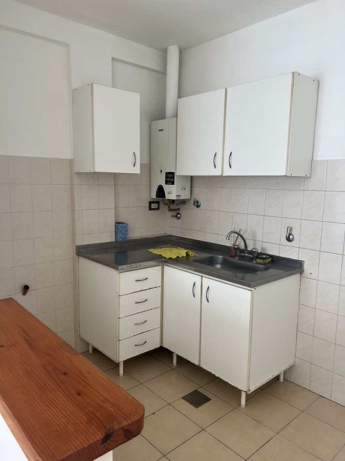 Aristobulo del Valle 4700. Dto de 1 dormitorio.