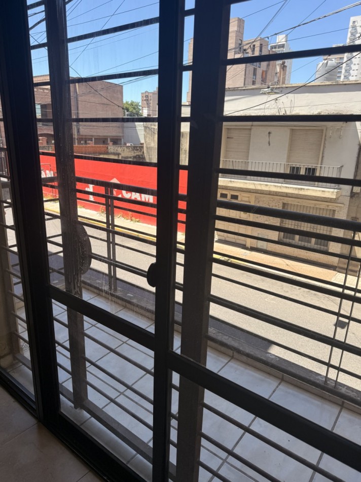 MORENO 2900. AMPLIO DEPARTEMENTO DE 2 DOMITORIOS 