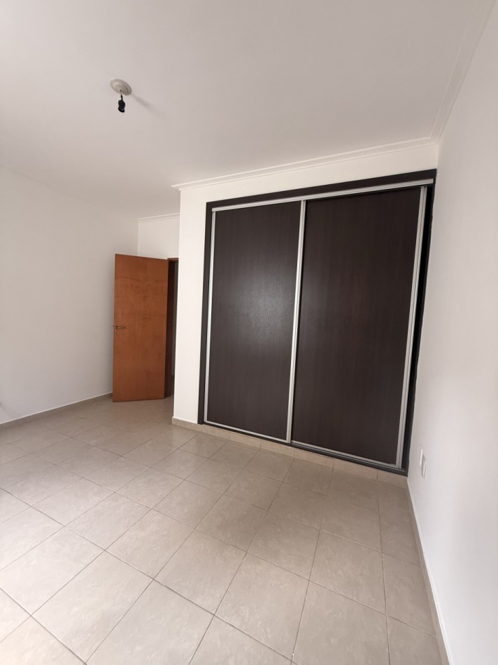 ALQUILER- EXCELENTE DEPARTAMENTO DE 1 DORMITORIO- Bv GALVEZ Y NECOCHEA