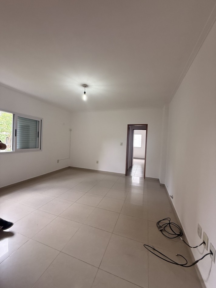 ALQUILER- EXCELENTE DEPARTAMENTO DE 1 DORMITORIO- Bv GALVEZ Y NECOCHEA