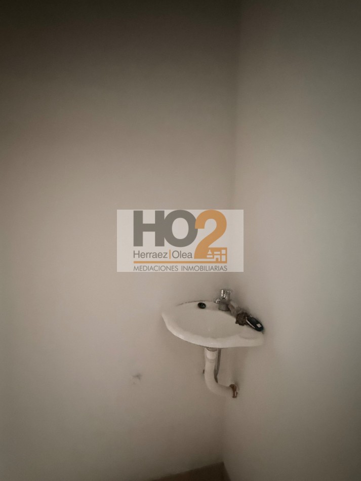 Presidente Roca 3100. Local comercial 